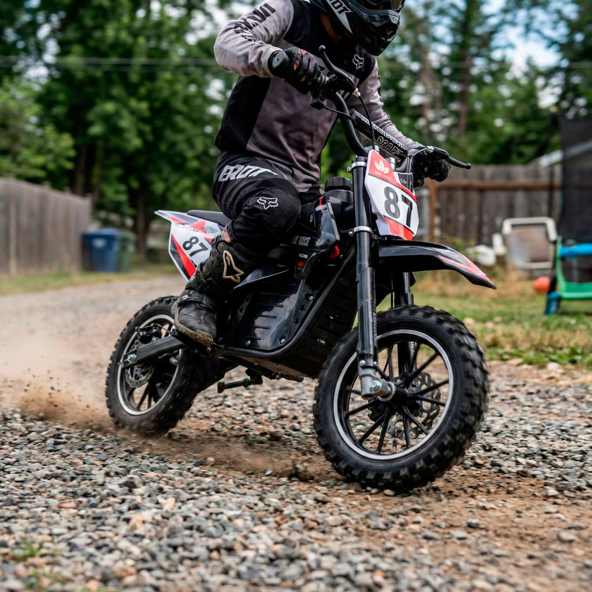 React elektriskais krosa motocikls Seeker 800W