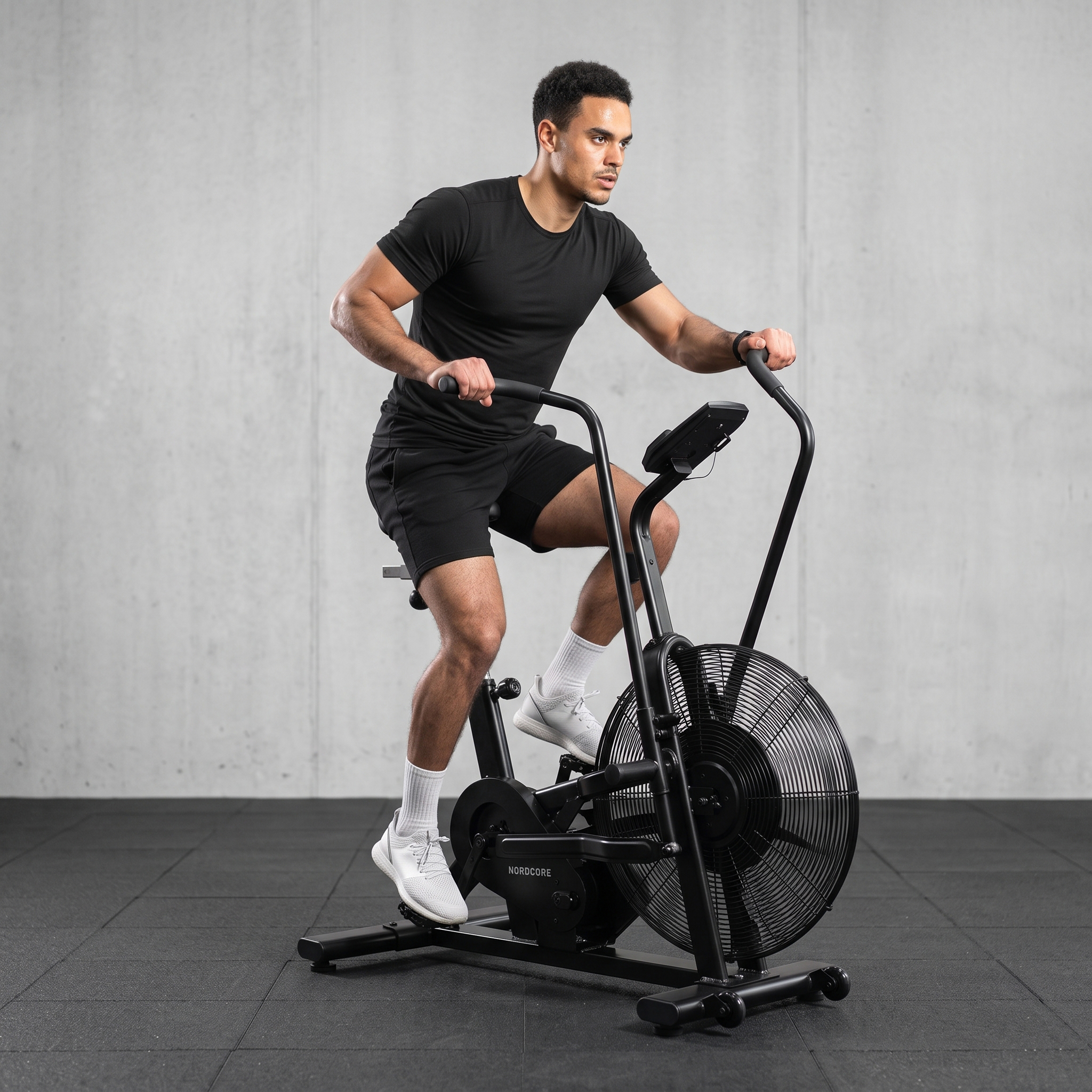 Nordcore Air Bike Pro 700 õhutakistusega jalgratas