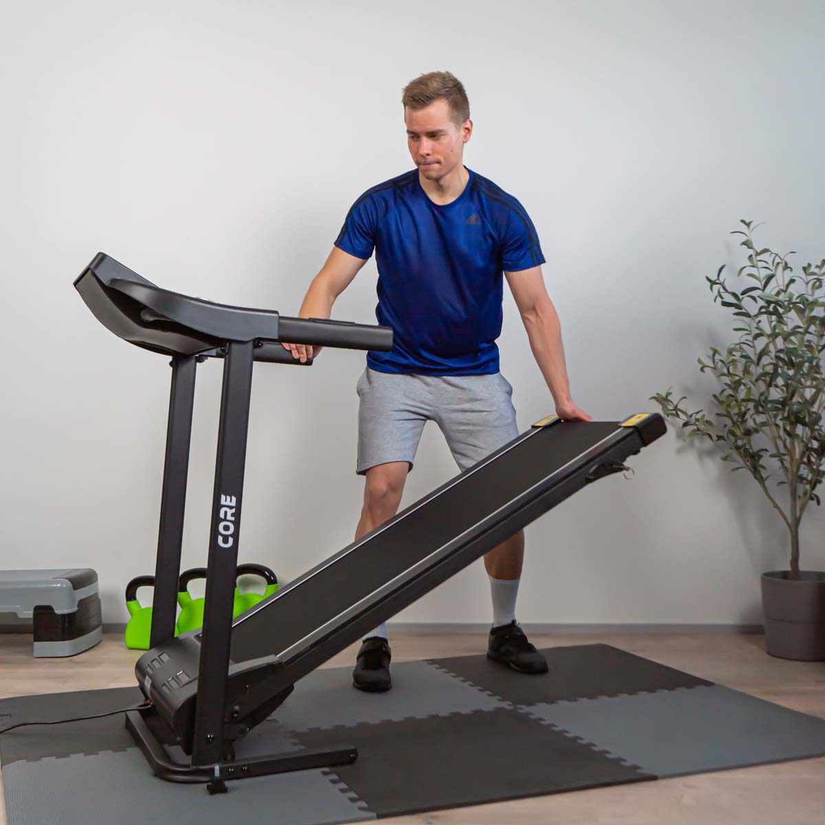 Core Laufband 2000