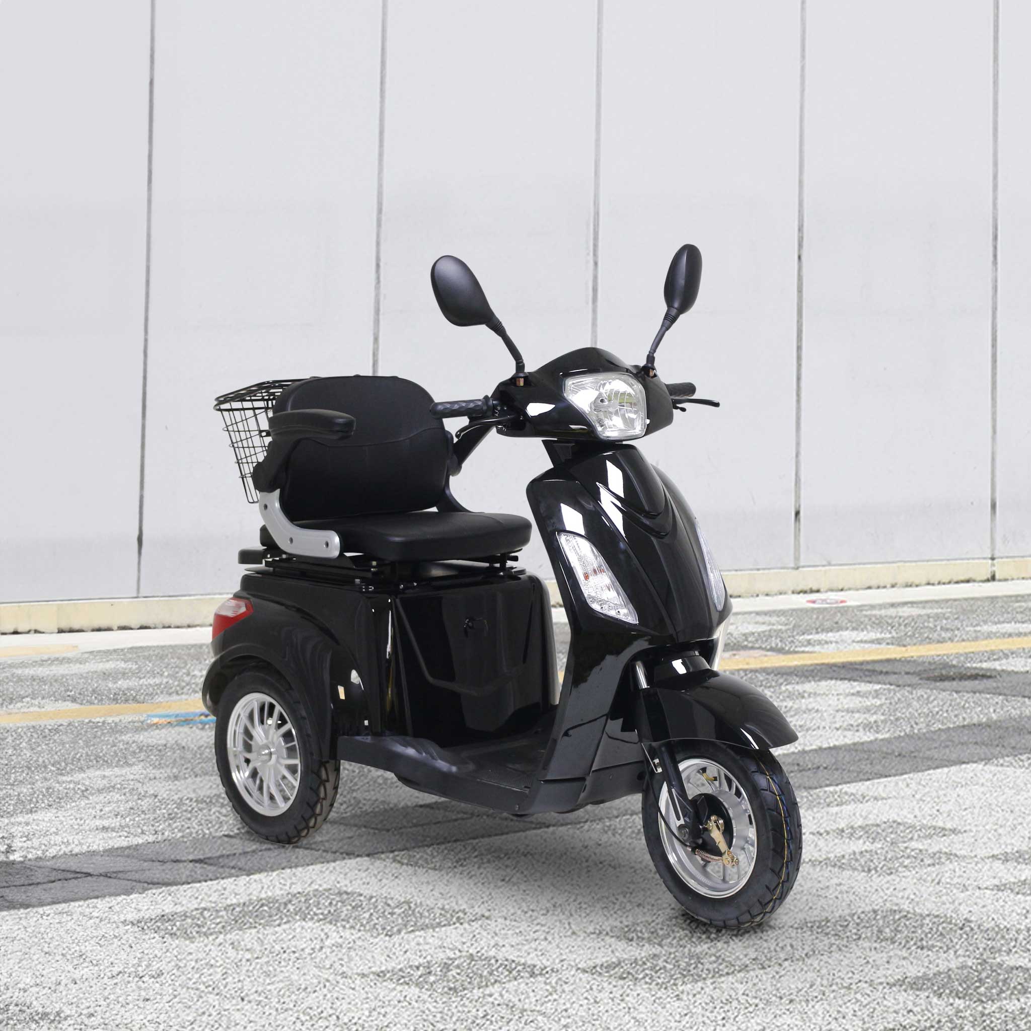 Arvo Mobilitātes Skūteris P300 Melns