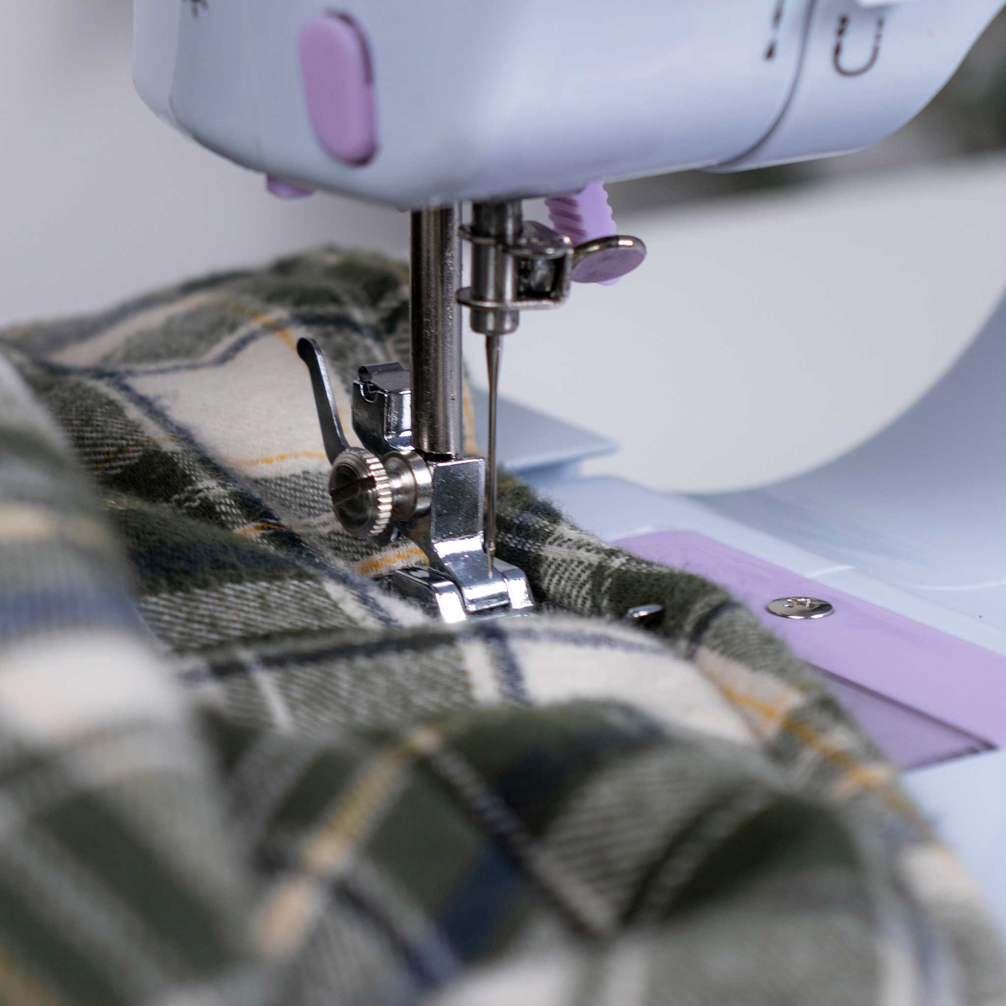 Birgitta Sewing Machine Set, Standard