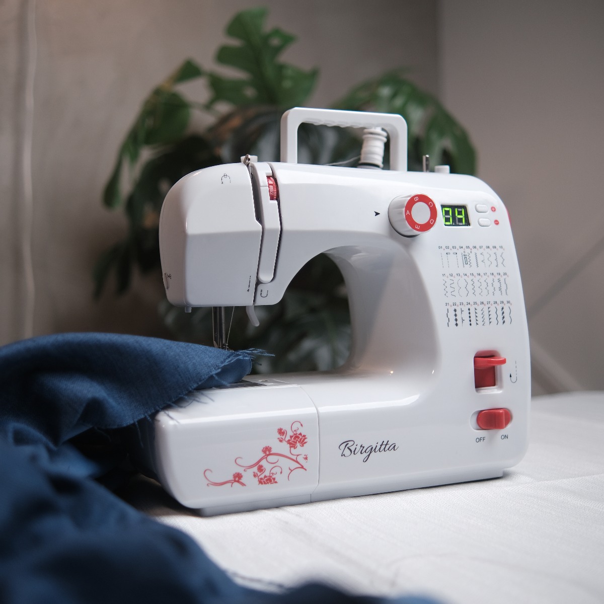 Birgitta Õmblusmasin, Deluxe Digitaalne
