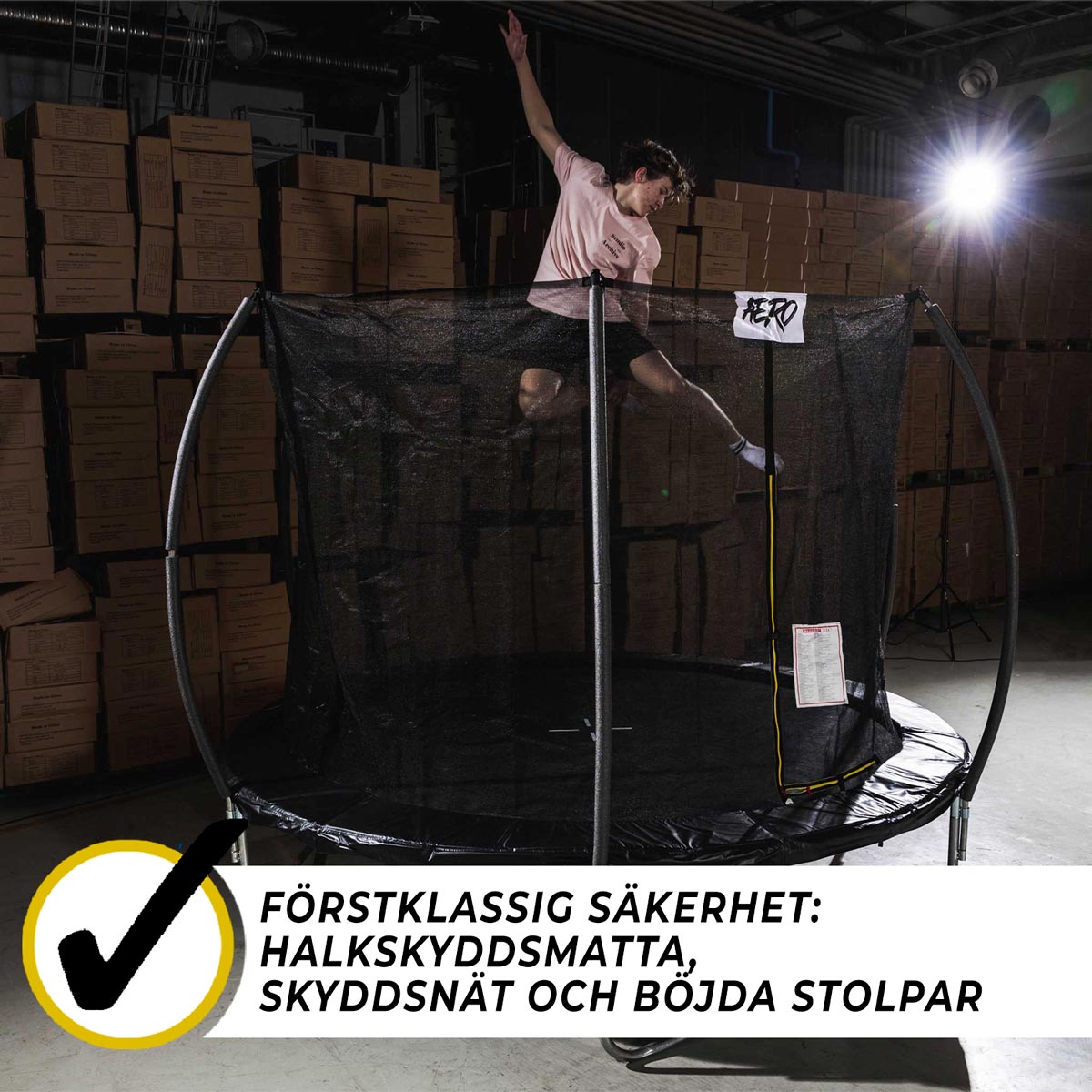 React Aero studsmatta 3,96m med skyddsnät
