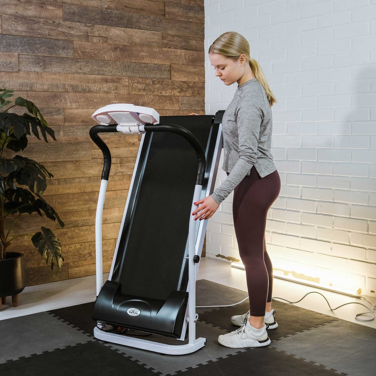 React-Laufband mit Motor