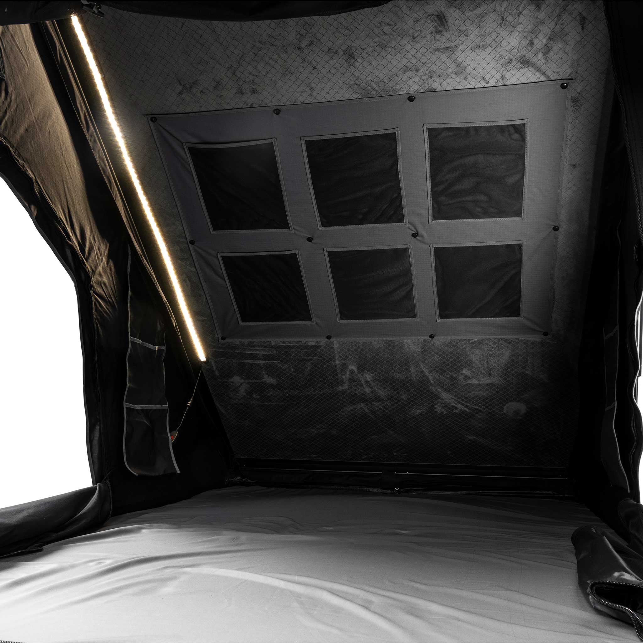 Trekker Rooftop Tent Voyager M, Black