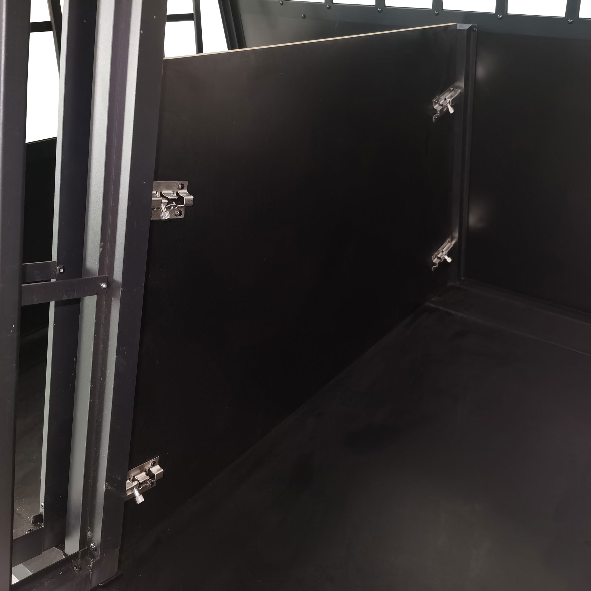 Trekker Hundebox XXL 104x90.5x69.5cm, Schwarz
